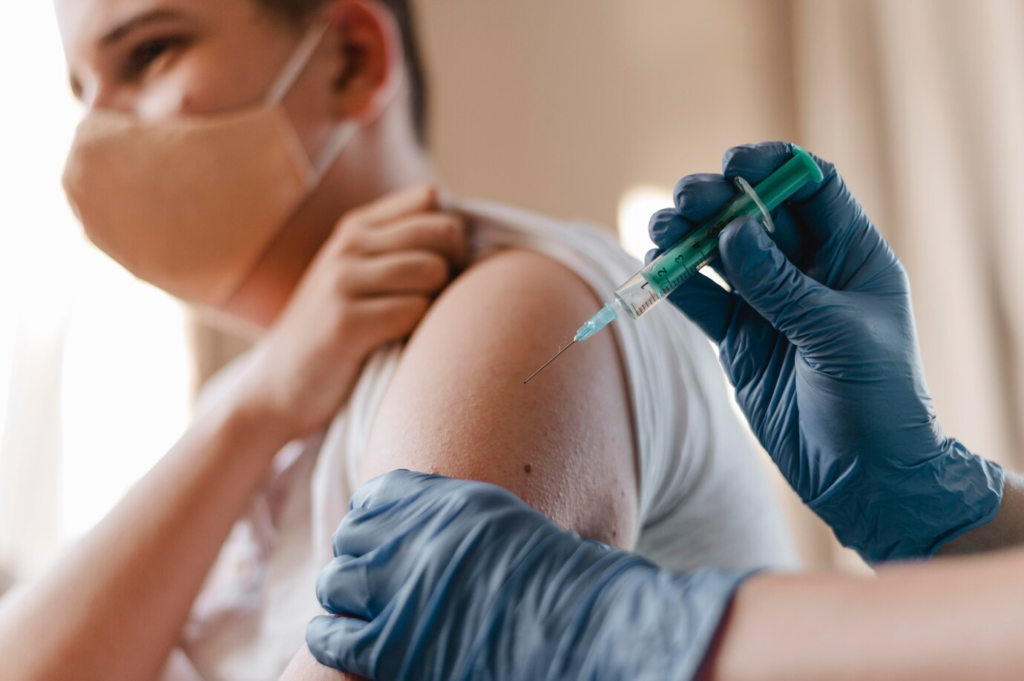 Different types of vaccinations that you need when traveling